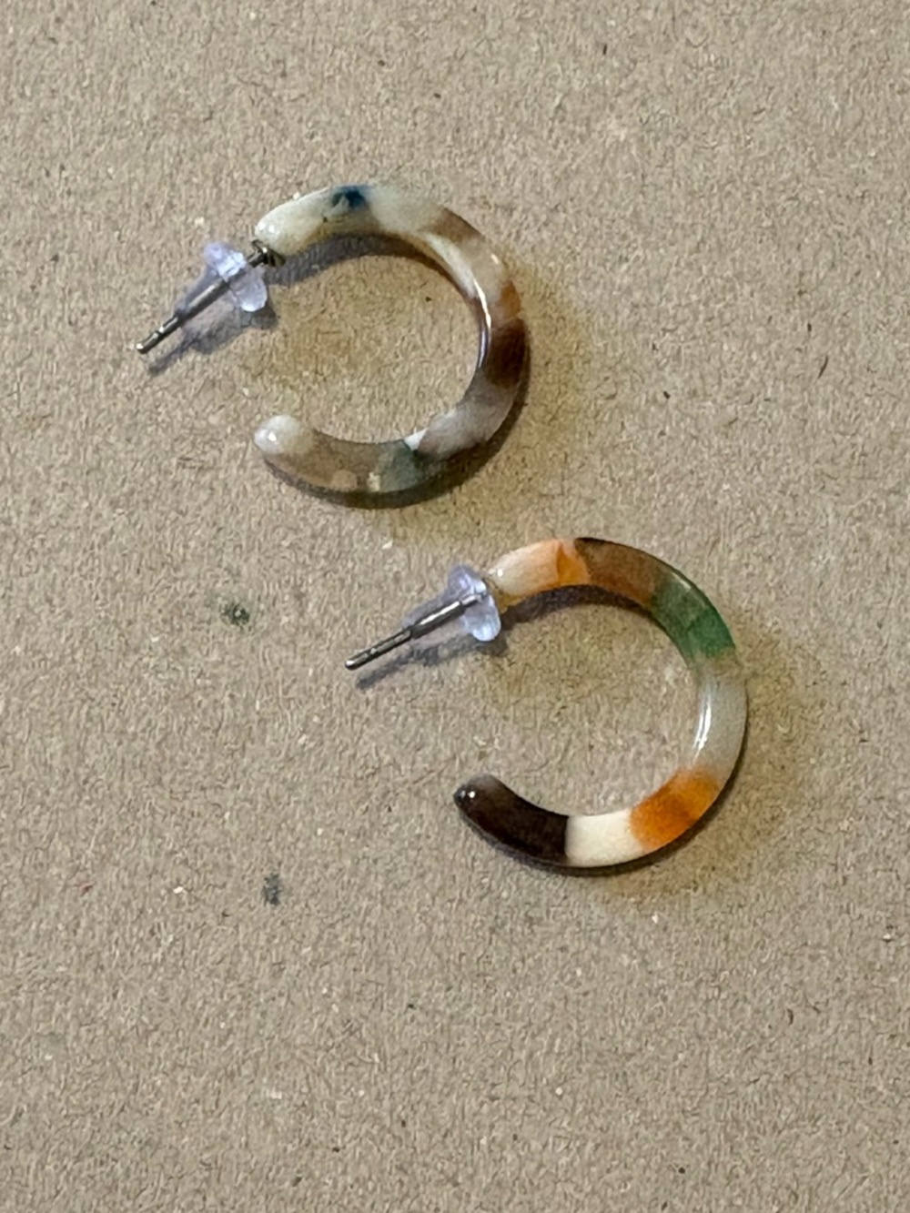 🌿 Free w/ Any order! Colorblock Resin Hoop Earrings - Multicolor